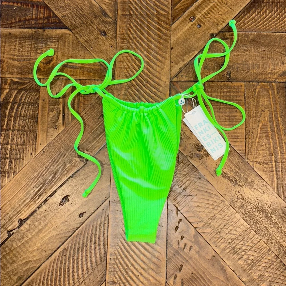 Frankies Bikinis Green Bikini Size L/XL